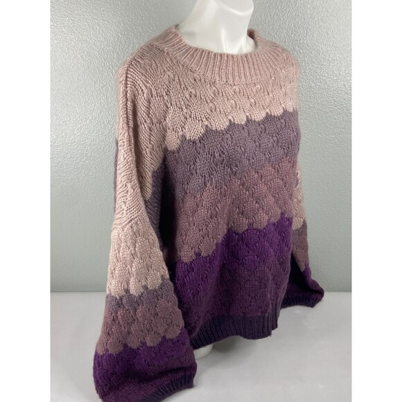 Listicle Women Large Knit Sweater Purple Shades Casual Mid Weight NWT - Picture 3 of 9